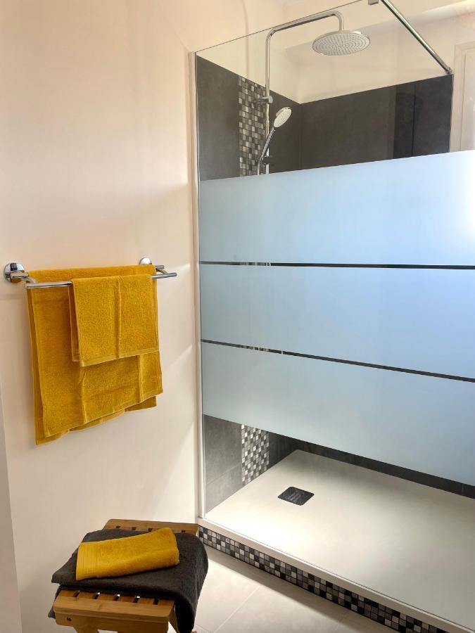 Appartement Lumineux Renove A Neuf Saint Pierre Buitenkant foto
