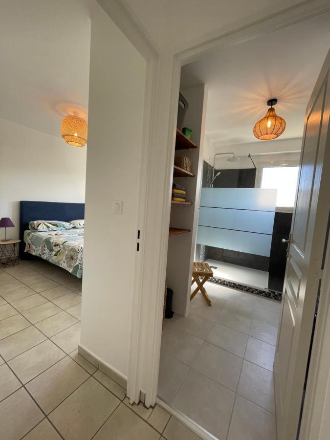 Appartement Lumineux Renove A Neuf Saint Pierre Buitenkant foto